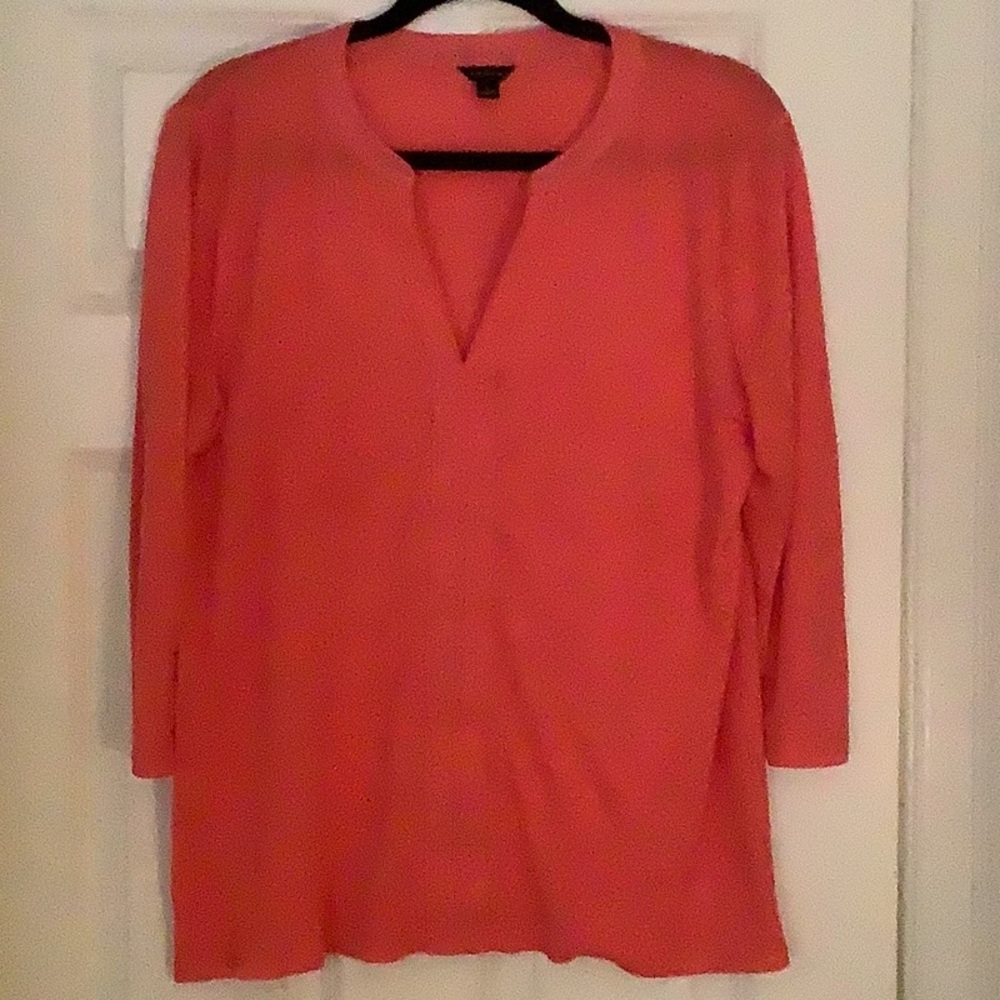 V Neck 3/4 Sleeve Top
